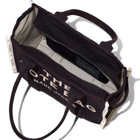 Marc Jacobs The Jacquard Large Tote Bag BLACK Model M0017048-001 - Picture 9 of 10